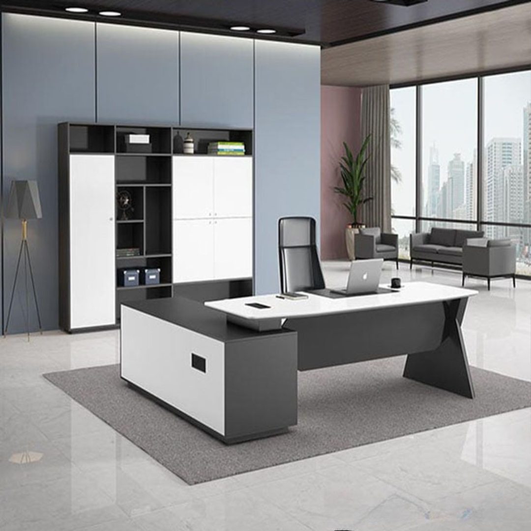Customized Executive Office Tables Noida