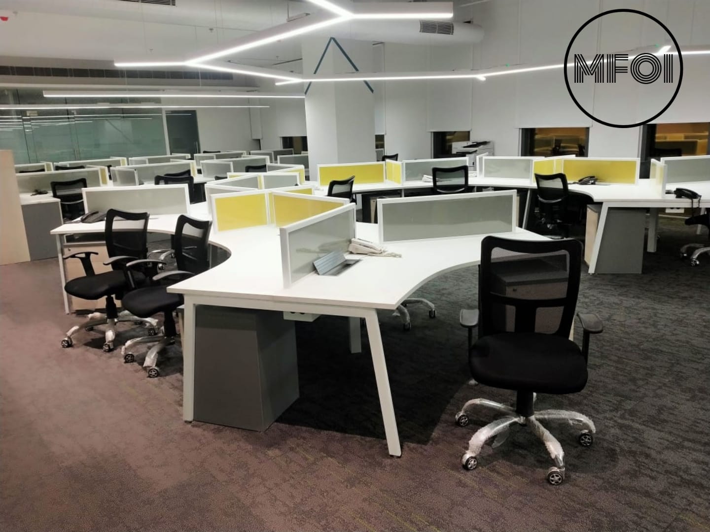 Modular Office Furniture Manufacturing in Dwarka by MFOI